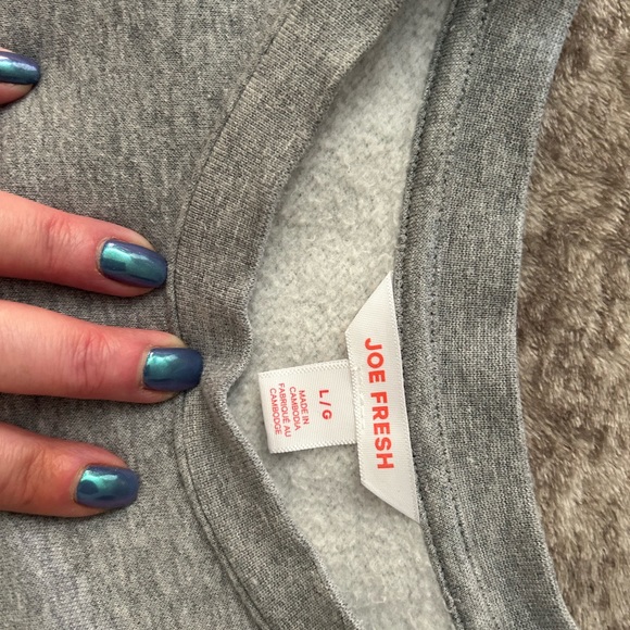 Comfy Joe Fresh Sweatshirt- large Grey Mountain Club Sweatshirt 🗻 - Picture 3 of 3